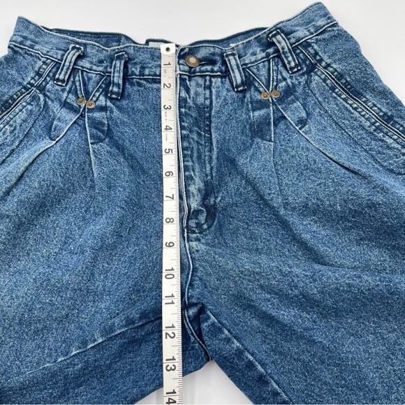 Vintage UnionBay High Waist Denim Shorts Jorts Women’s Size 32 Pleated 90s - Picture 8 of 13